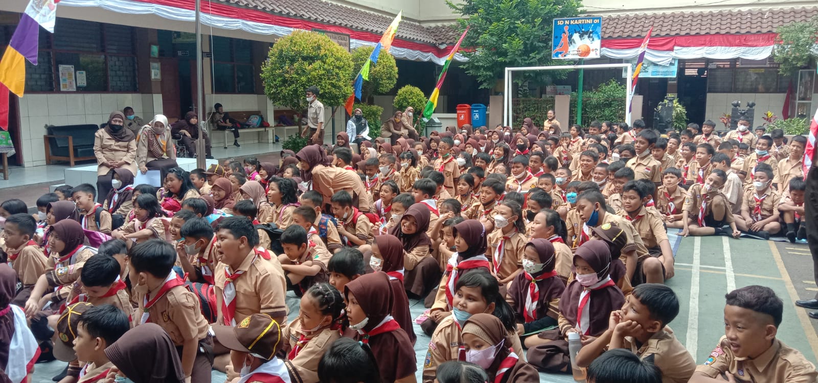 Wisata Literasi Ke Sekolah